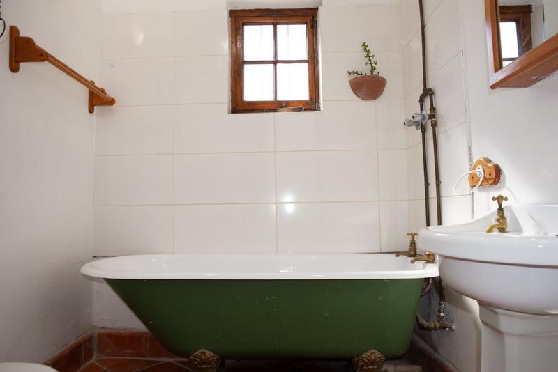 To Let 2 Bedroom Property for Rent in Observatory Western Cape